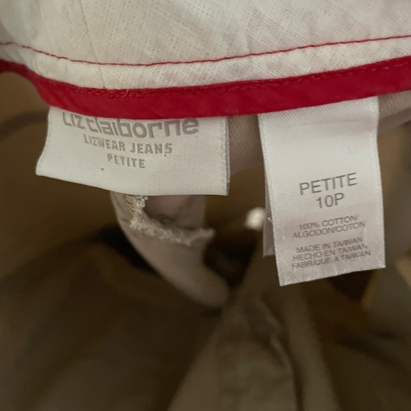 Liz Caiborne Lizwear Cargo Capris - Picture 3 of 3